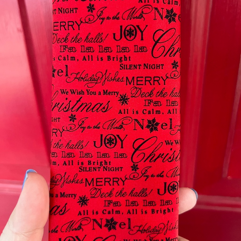 Holiday Traditions Hallmark Men's Tie Red Christmas Polyester Winter Merry